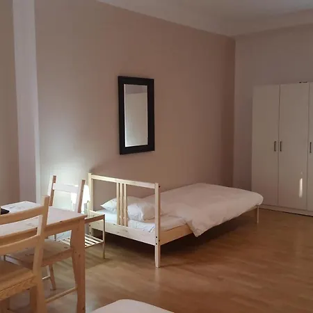 Crossroads Apartment Warsaw